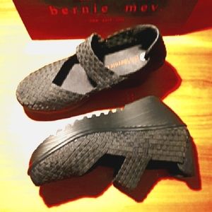 Bernie Mev Black Lulia Wedge